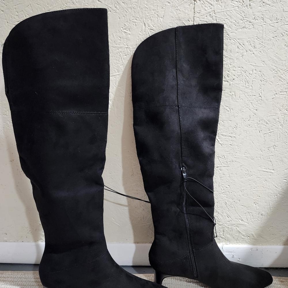New Over The Knee Boot Stacked Heel Pointed Toe Block Heel New Size 9